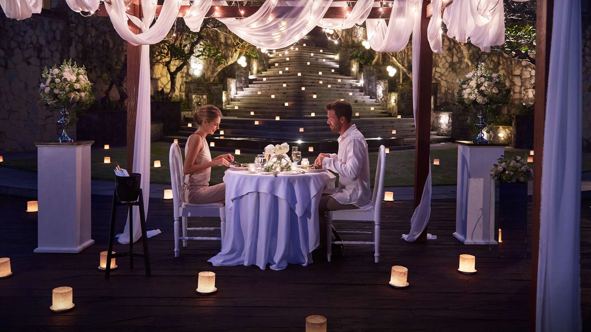 Candlelit Grand Staircase Romantic Dinner
